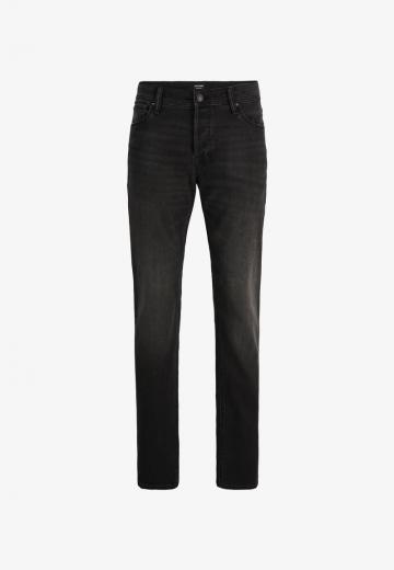 Узкие джинсы