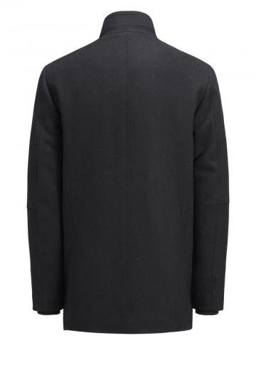 Короткое пальто