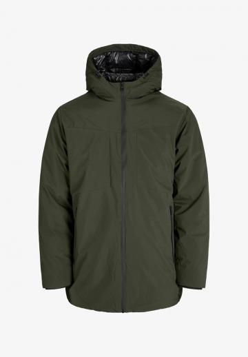 Зимняя куртка