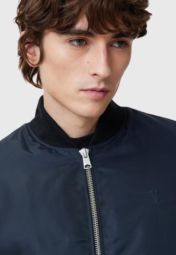 Куртка бомбер