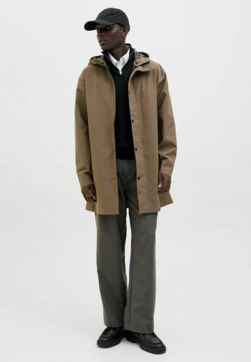 Куртка-дождевик