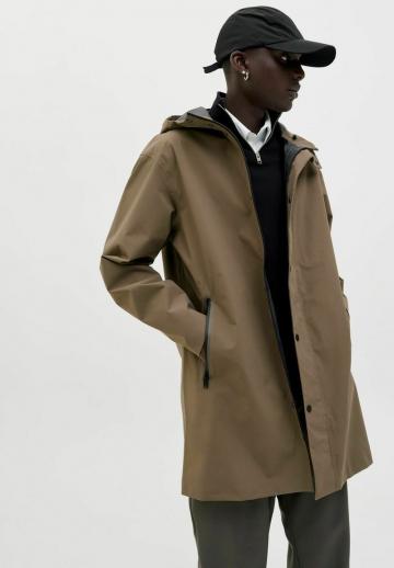 Куртка-дождевик