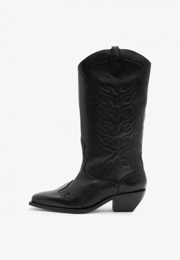 Ковбойские сапоги