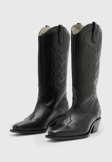 Ковбойские сапоги