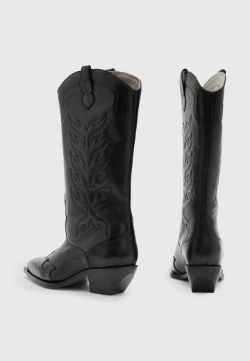 Ковбойские сапоги