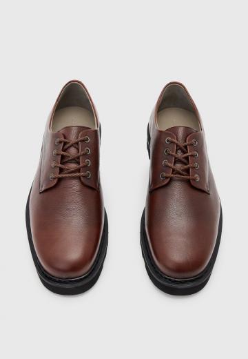 Ботинки на шнуровке