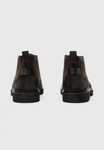 Ботинки на шнуровке