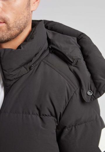 Зимняя куртка