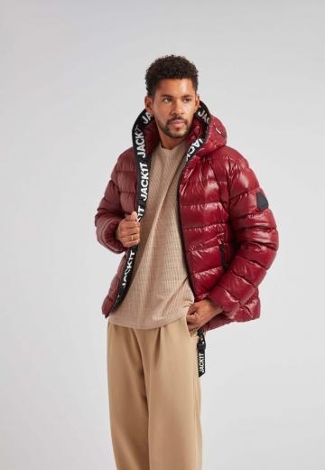 Зимняя куртка