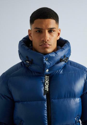 Зимняя куртка