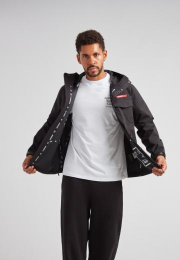 Куртка-дождевик