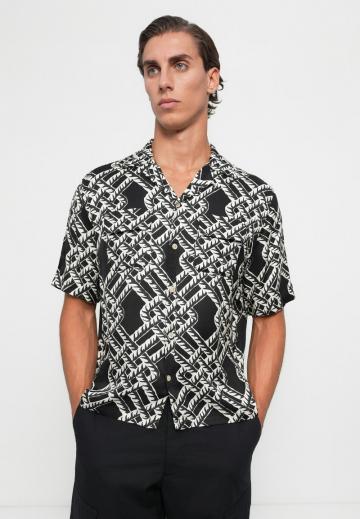 Рубашка с коротким рукавом