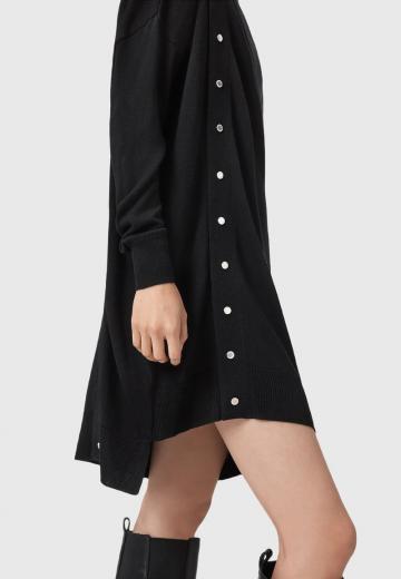 Вязаное платье