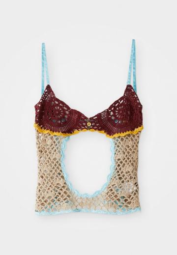 Топ на бретельках