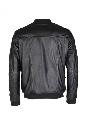 Куртка бомбер