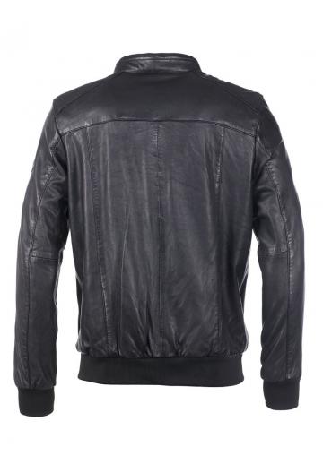 Куртка бомбер