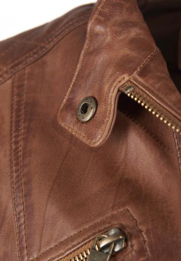 Байкерская куртка