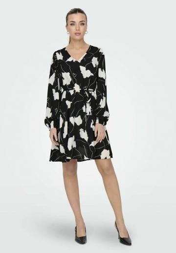 Короткое платье