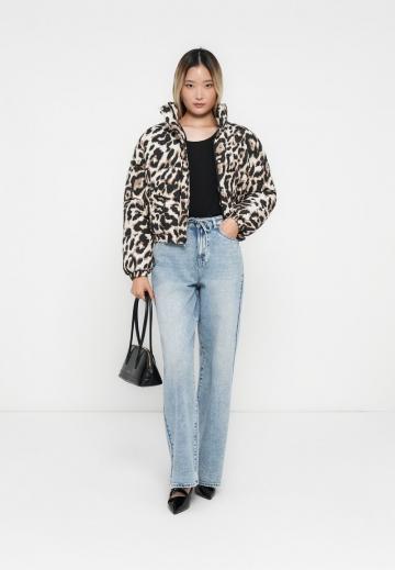 Короткая куртка