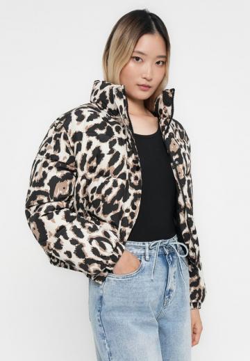 Короткая куртка