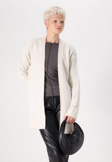 Длинный жилет