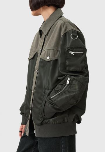 Куртка с накладнымит карманами