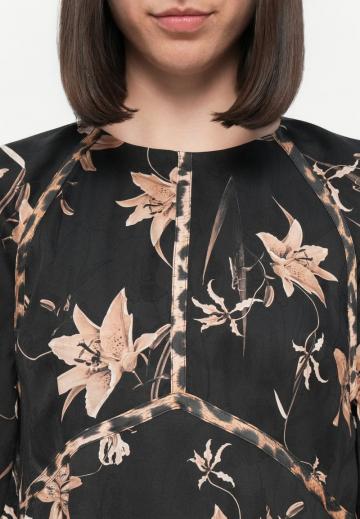 Короткое платье