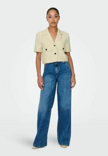 Короткий блейзер