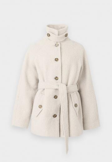 Шерстяное пальто