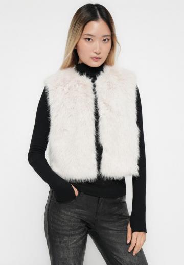 Пуховой жилет