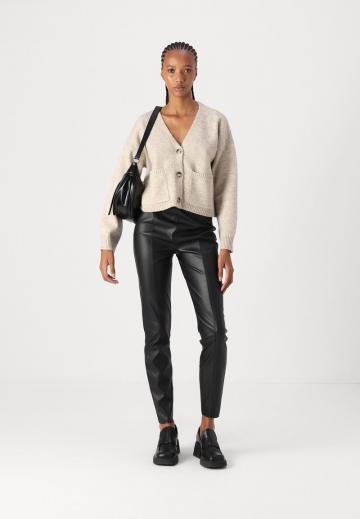 Узкие брюки