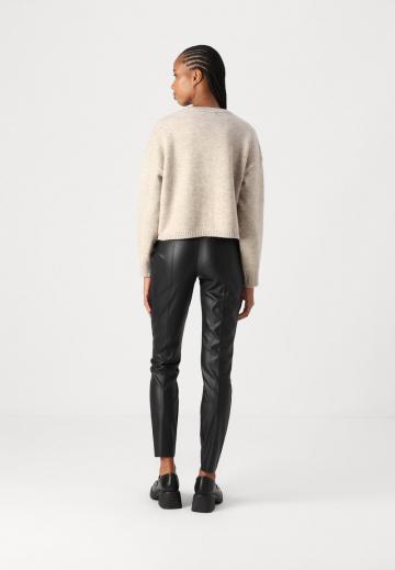 Узкие брюки