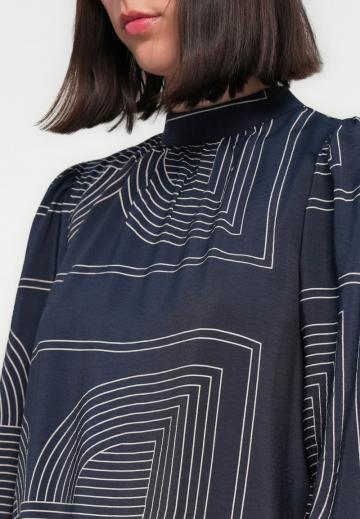 Короткое платье