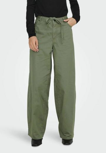 Свободные джинсы