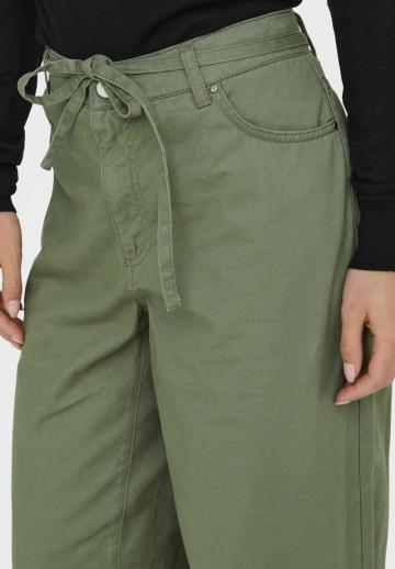 Свободные джинсы