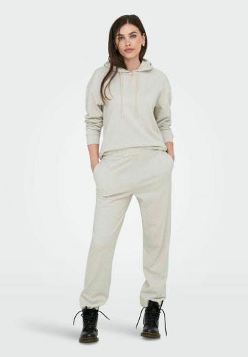 Пуловер с капюшоном