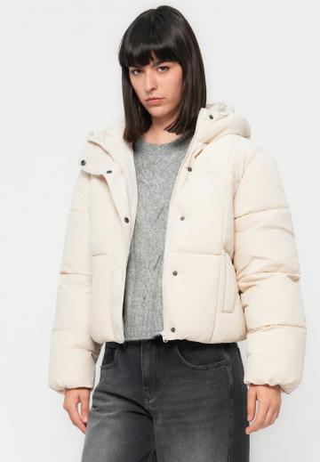 Короткая куртка