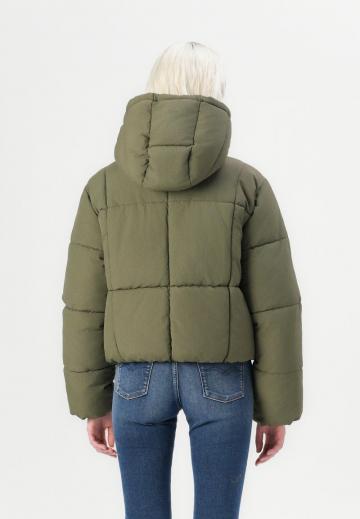 Короткая куртка