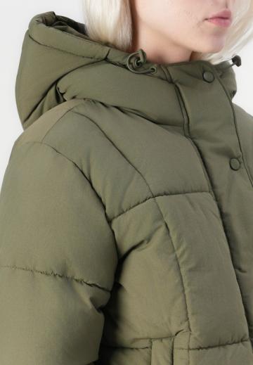 Короткая куртка