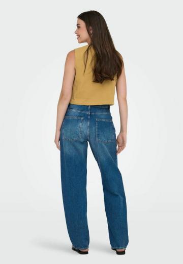 Джинсовая жилетка