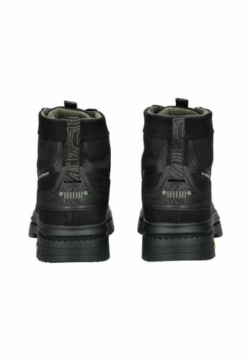 Зимние ботинки