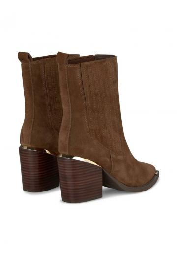 Ботинки челси