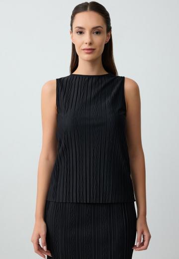 Блузка без рукавов