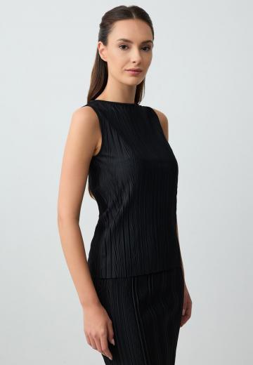 Блузка без рукавов