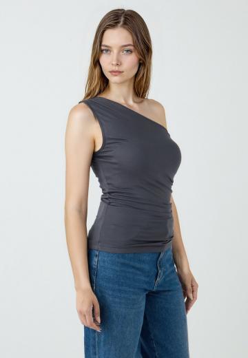 Блузка без рукавов