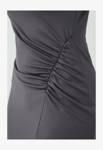 Платье футляр