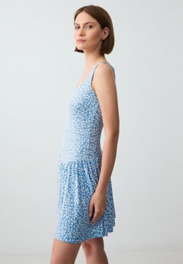 Короткое платье