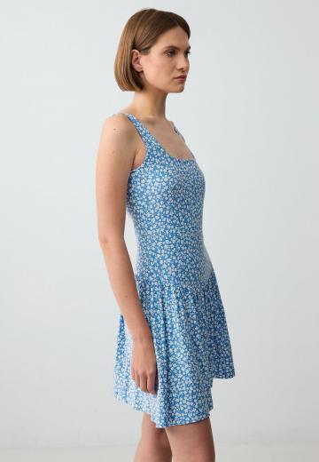 Короткое платье