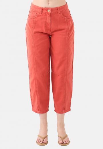 Короткие джинсы