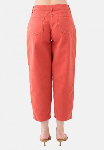 Короткие джинсы